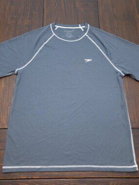 Speedo Swim Shirt Mens Medium Grey BlockTheBurn UPF 50+ Rash Guard Short Sleeve